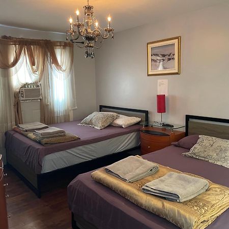 מונטריאול Self Service Small Breakfast, 2 Double Beds Private Room מראה חיצוני תמונה